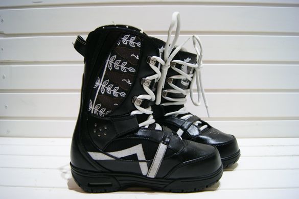 Жіночі сноубордичні боти ботинки Vans 23,0 см